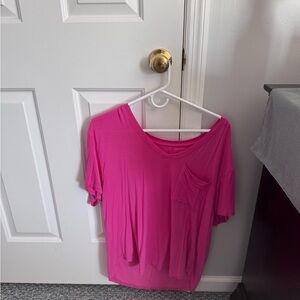 American Eagle Outfitters Vivid Pink Short Sleeve Tee